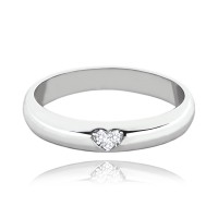 MINET+ Stříbrný snubní prsten se srdíčkem a bílými zirkony vel. 49